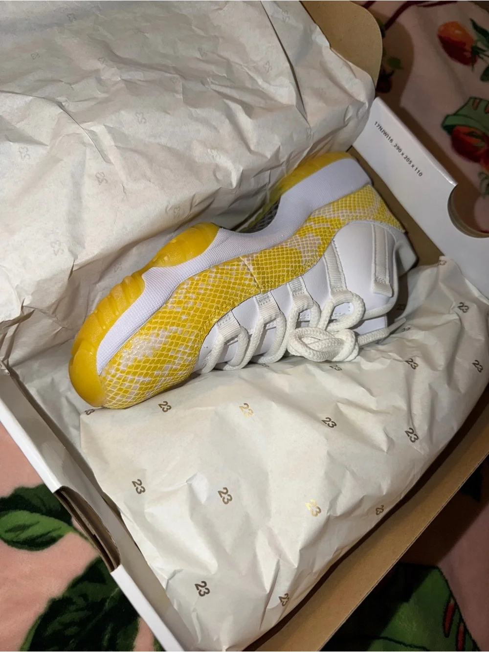 NEW Air Jordan 11 Low Yellow Snakeskin Shoes Sneakers Women’s 6.5 - 5 Youth
